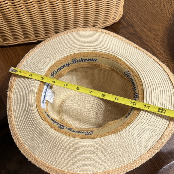Tommy Bahama Stylish Cream and Tan Straw Hat NWOT - Picture 8 of 8